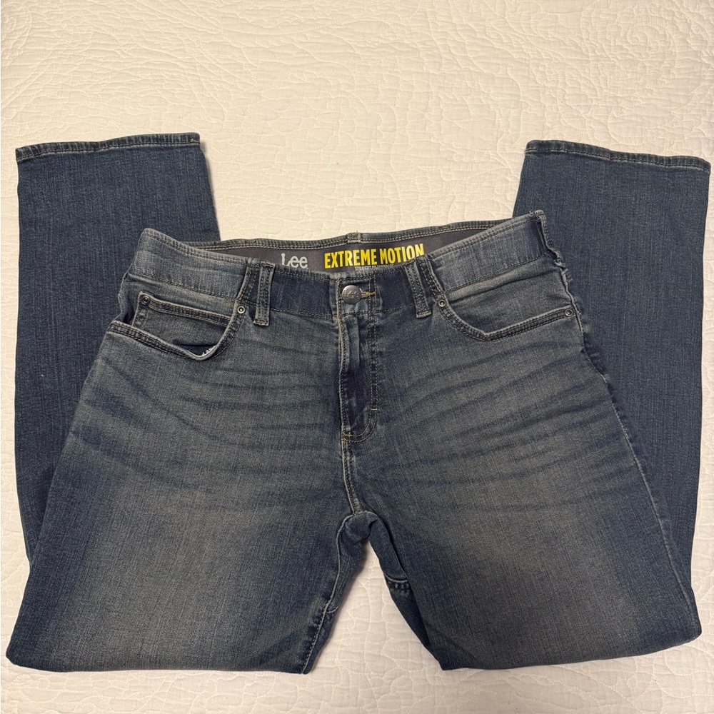 Lee Extreme Motion Straight Tapered Leg Light Blue Denim 34x29